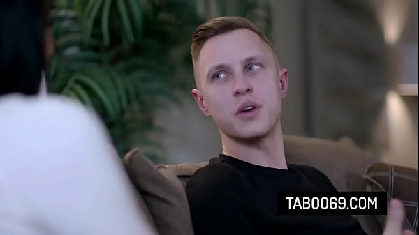 Busty milf stepmom Reagan Foxx desperately wants to fuck with her bratty stepson